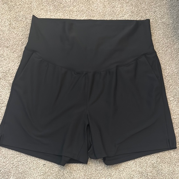 Old Navy Pants - Old Navy Black High Waist Athletic Shorts